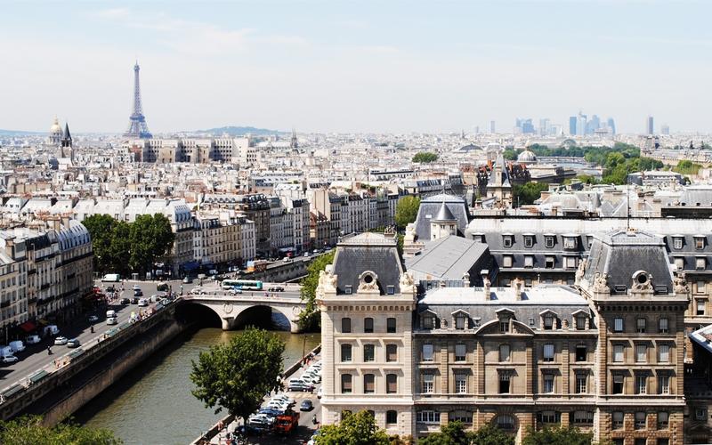 法国护照怎么申请,申请法国国籍容易吗