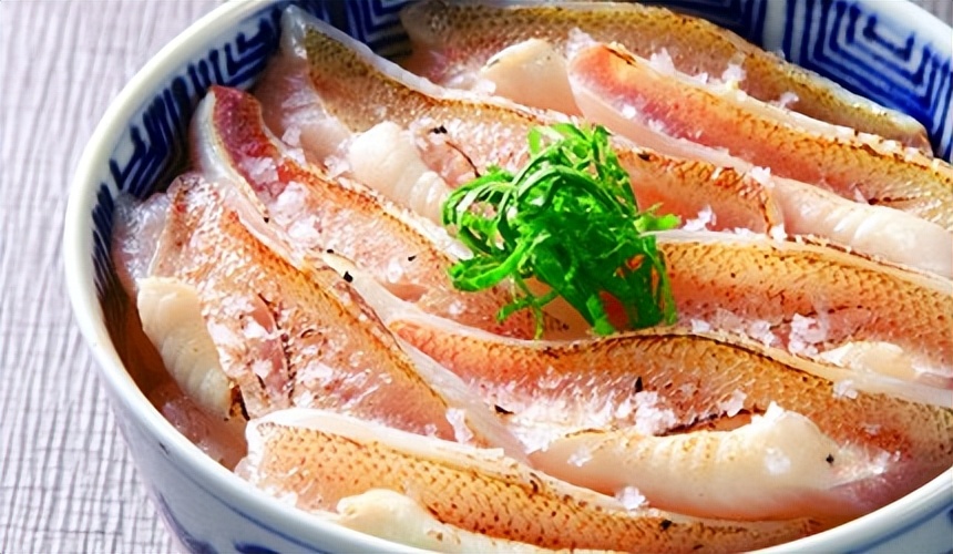 日本新潟饮食,日本新潟县长冈市好吃的