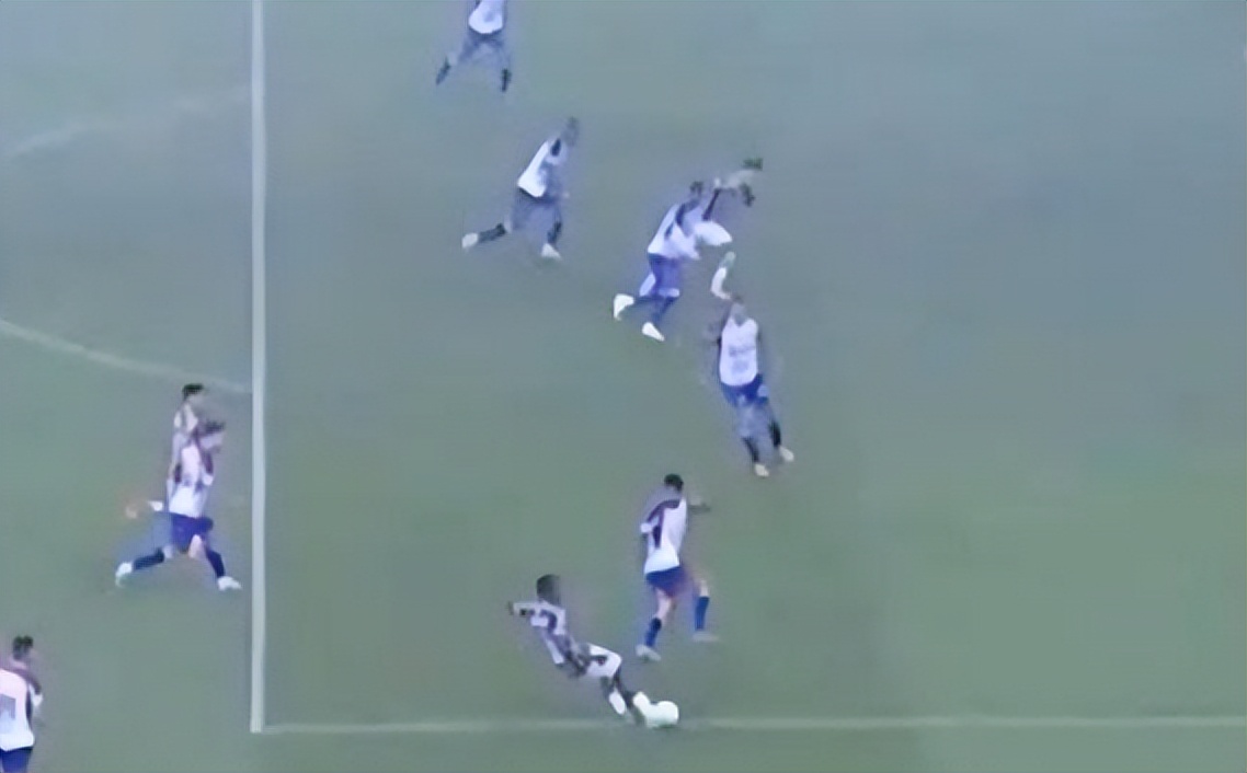 巴西杯半决赛首回合科林蒂安取胜,巴西杯克鲁塞罗比分