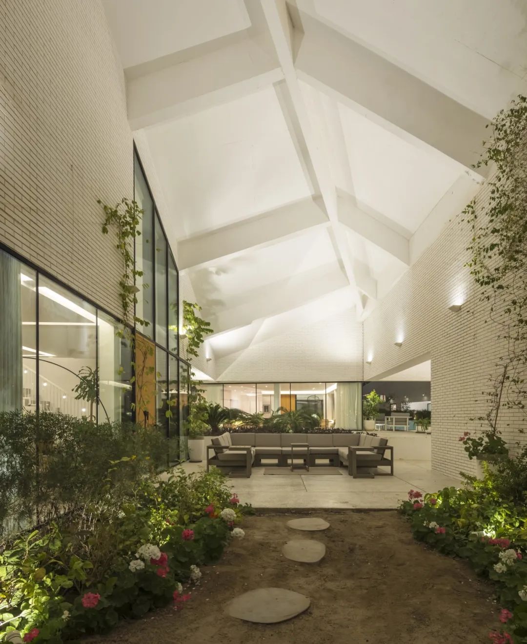 关于斜屋顶的设计亮点,斜形屋顶设计