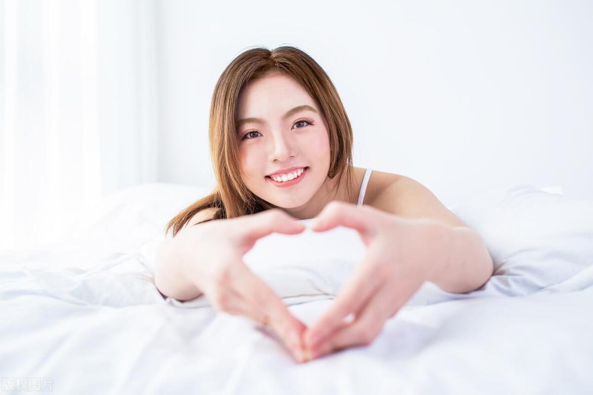 女性到了夜晚放屁多怎么回事,女人放屁多是什么原因怎么治疗