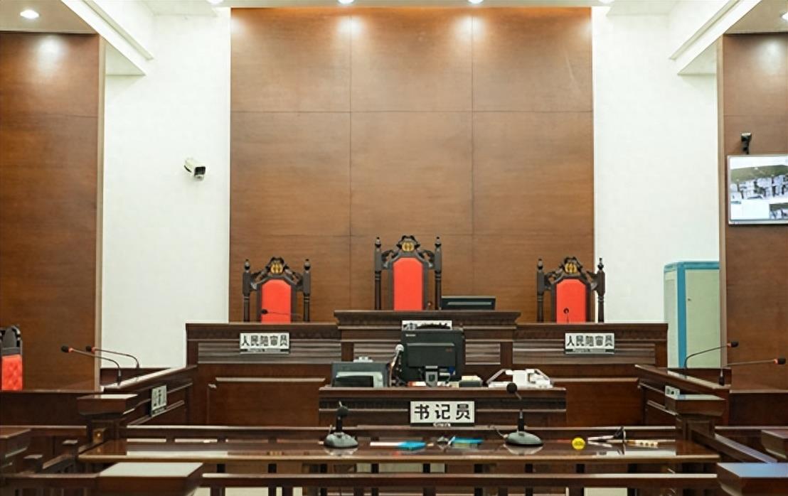 女护士遭领导多次强奸，哀求：不要再来找我！