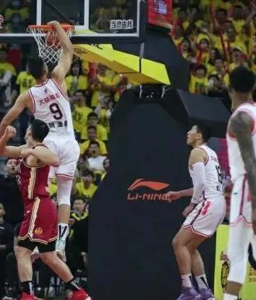 广东队爆料,广东队最近争议的比赛