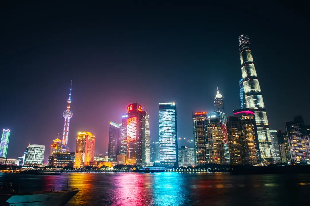 手机如何拍出一张高级感的夜景,现在手机怎么才能拍好夜景