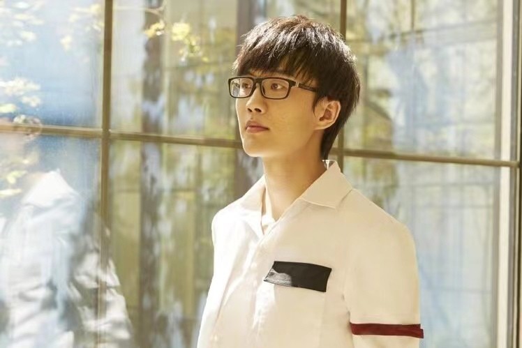 许嵩哪首歌里是命中注定,许嵩翻唱宿命