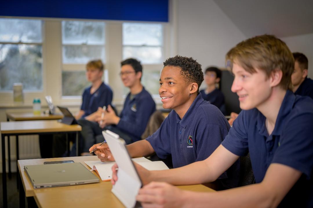 “当代孟母”梦中情校！英式House，英国德欧中学牛剑G5拿手软