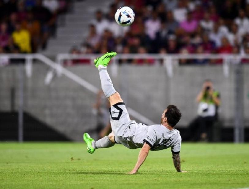 梅西生涯倒挂金钩,梅西倒钩失败集锦