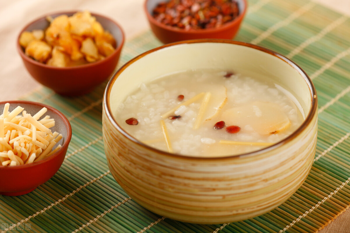 老年人失眠吃什么东西助睡眠,失眠晚餐吃什么有助睡眠