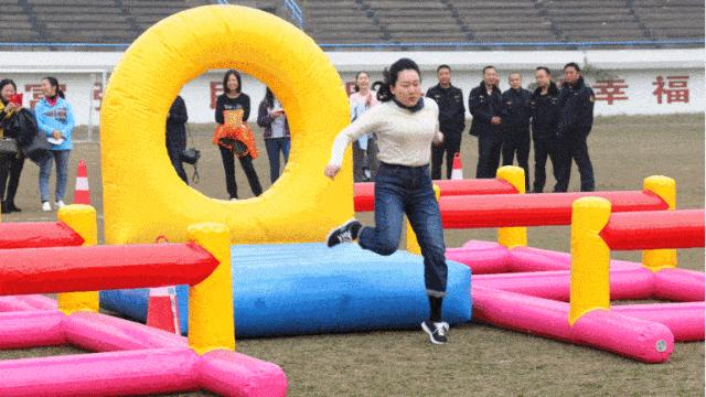 趣味运动会室内游戏项目,残疾人趣味运动会游戏