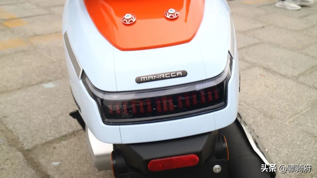 布雷斯通蓝卡150复古小踏板改装,布雷斯通150复古踏板摩托车测评