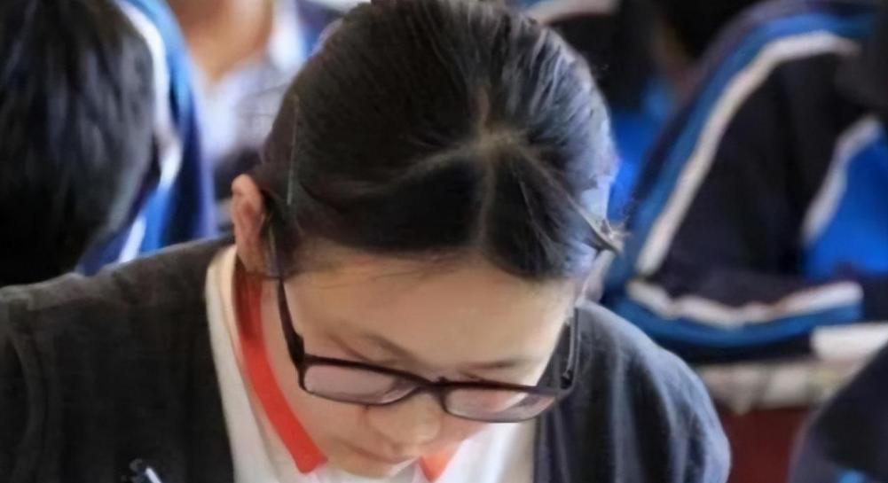 广东16岁女孩懒得考清华北大,广东一名女孩放话不考清华北大