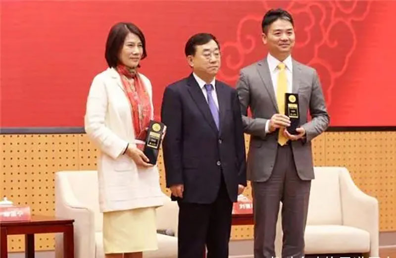 刘强东谈金宜财视频,京东001号快递员刘强东