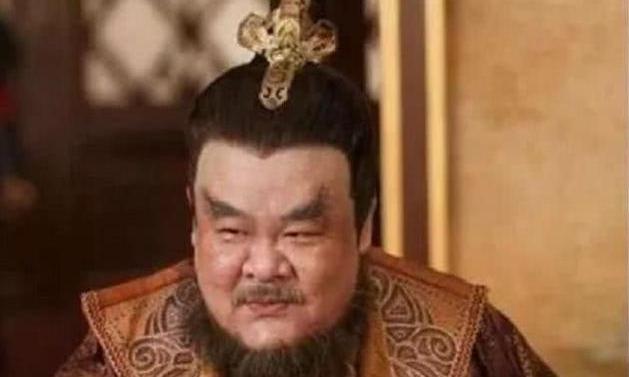 杨贵妃和安禄山暗生情愫，因怕被发现误打误撞发明一物，沿用至今