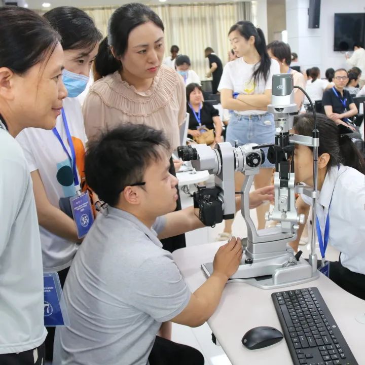 陕西省红十字基金会“西部培训计划”干眼规范化诊疗与实操培训（渭南站）在渭南市二院眼科医院顺利开班