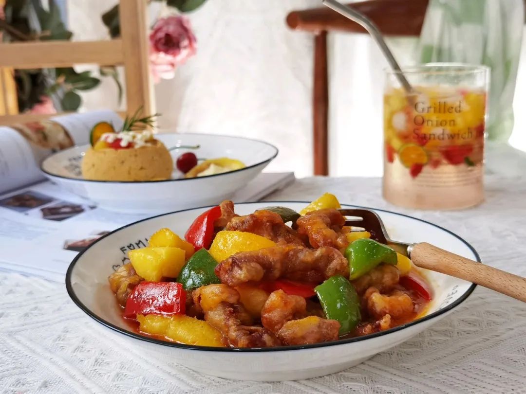 黄桃罐头在东北无可替代,黄桃罐头是刻在东北人骨子里的