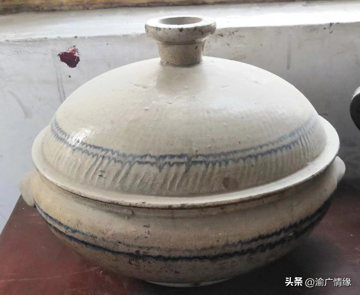 也谈“䀇子器皿”和“竹园䀇子鸡”