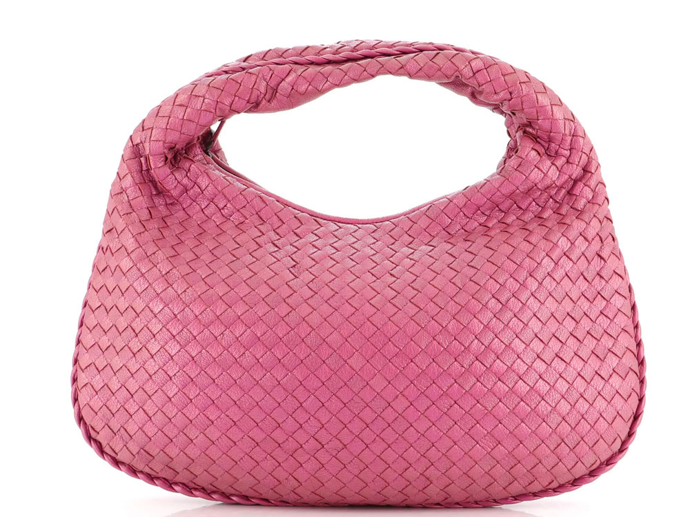 想买一个包包怎么买,第一个包包买什么牌子男士