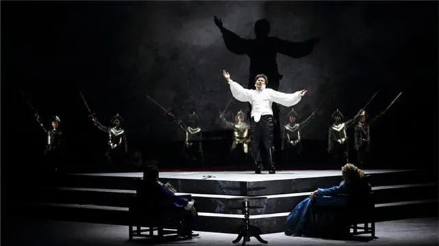 看完哈姆雷特的真实感受,看完哈姆雷特有什么疑惑