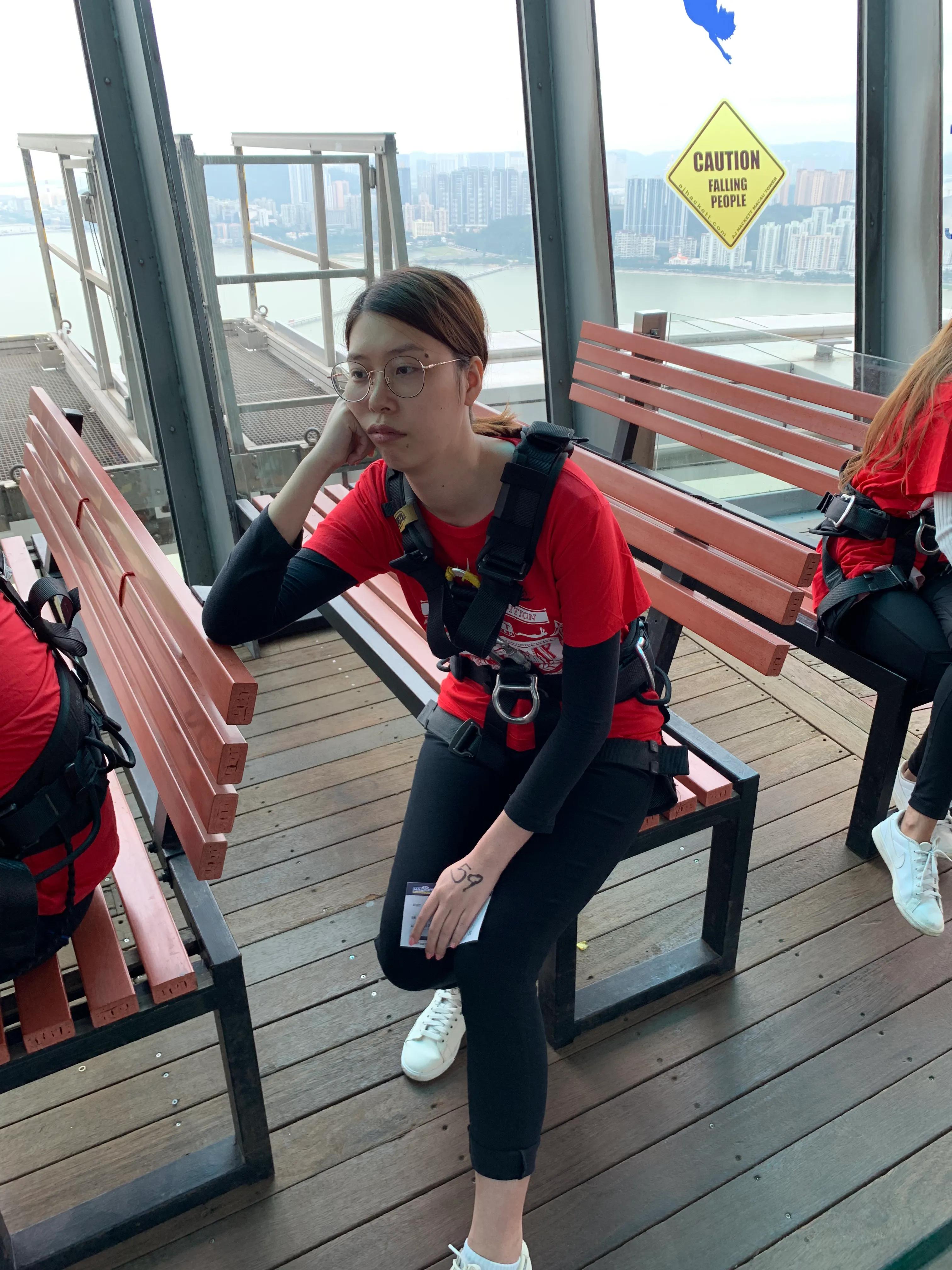 在澳门塔里面看蹦极,在澳门蹦极