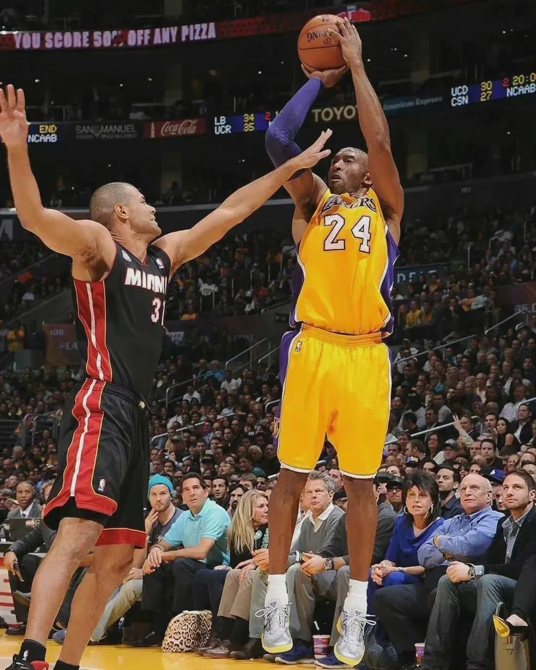 科比卡隆巴特勒绝杀黄蜂,科比伦纳德和乔丹巴特勒