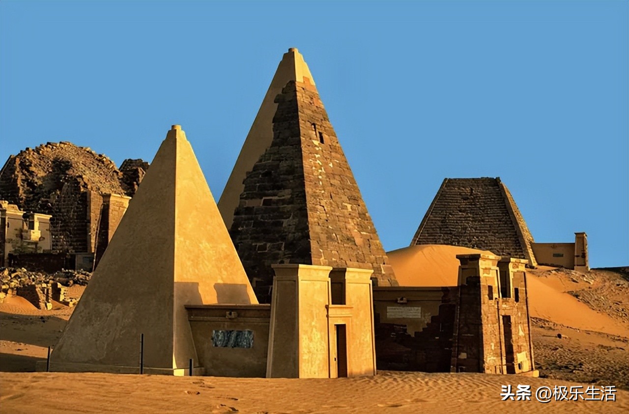 孰真孰假，40个看上去像现代仿制品的*物文**