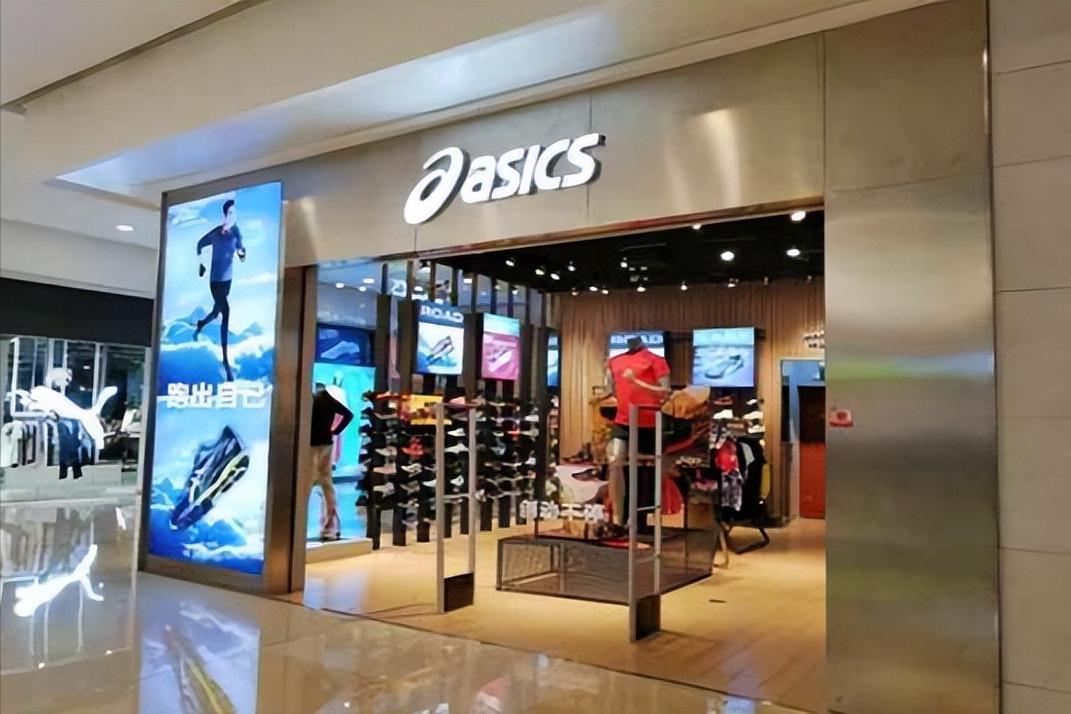 世界顶级十大运动鞋品牌,全球30大运动鞋品牌