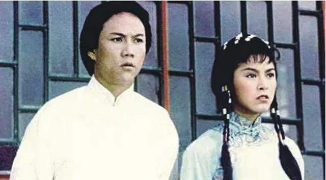 “夭夭桃面俏，矫矫李颜娇”，对联中的绝配夫妇相