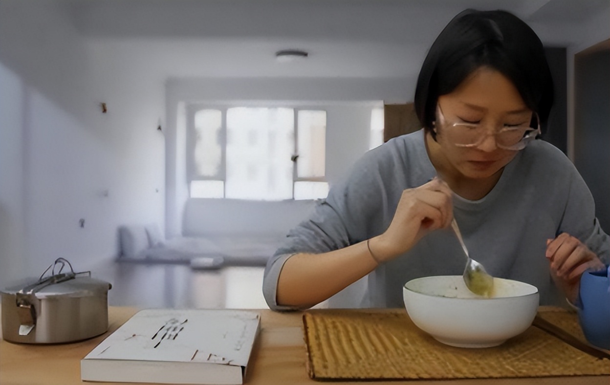 节俭女孩乔桑抖音,90后女孩乔桑