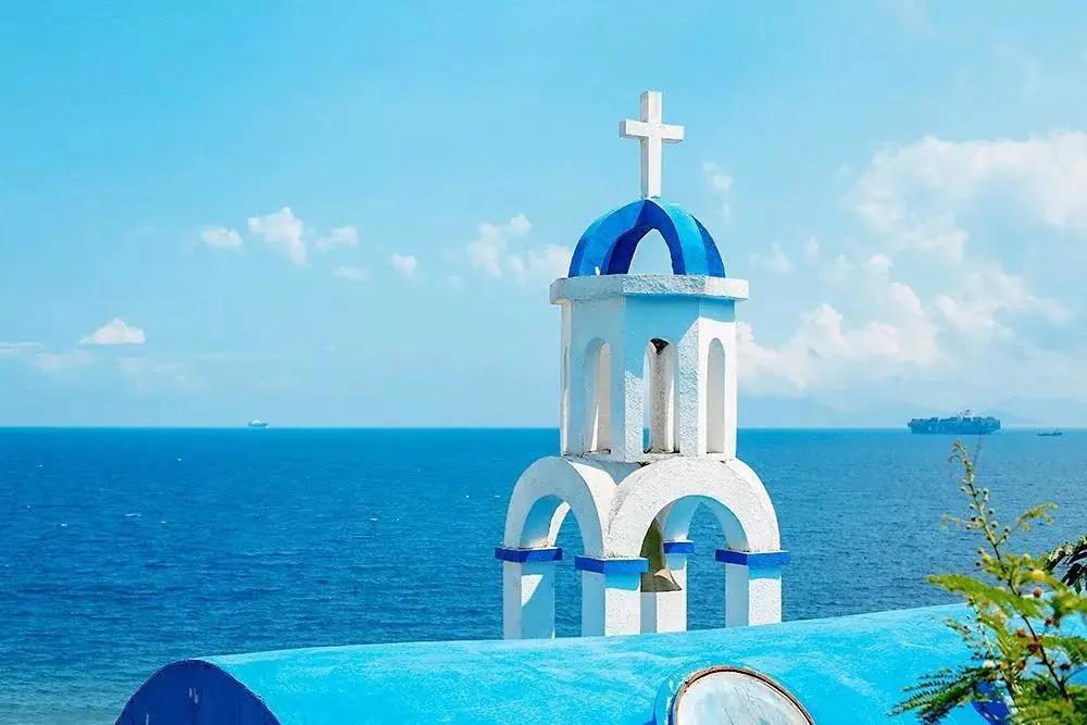 看完浮月村洋楼又去开平看碉楼,浮月村碉楼和梅家大院