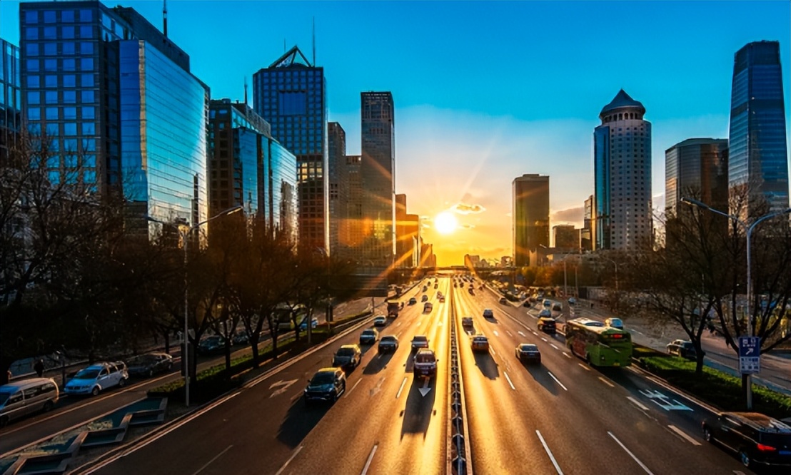 1956年周恩来访问巴基斯坦，参观工厂时怒斥厂长：这是不把人当人