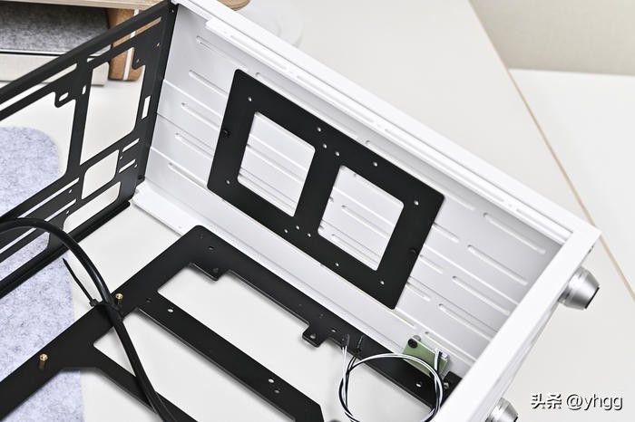 拆解华擎b760m,华擎b760m配合显卡