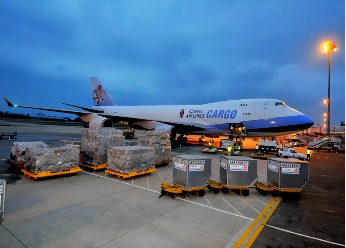 空运和航空快递的差别,空运和航空物流有什么区别