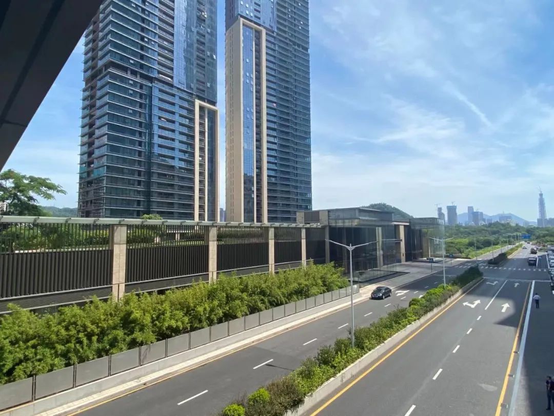 深业上城公寓,深业上城到笔架山的桥