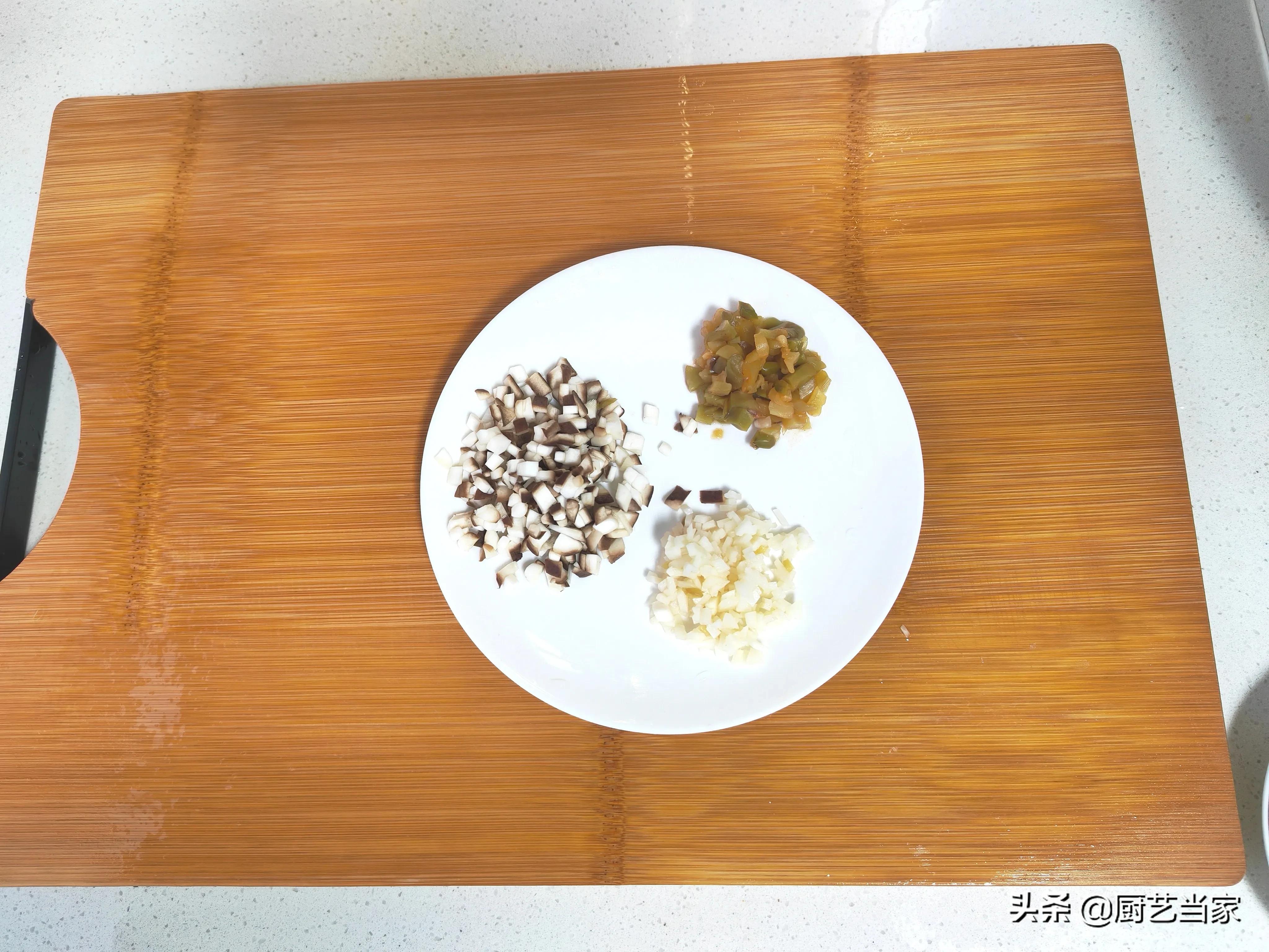 剞花刀教学,清蒸鱼改花刀技法简单