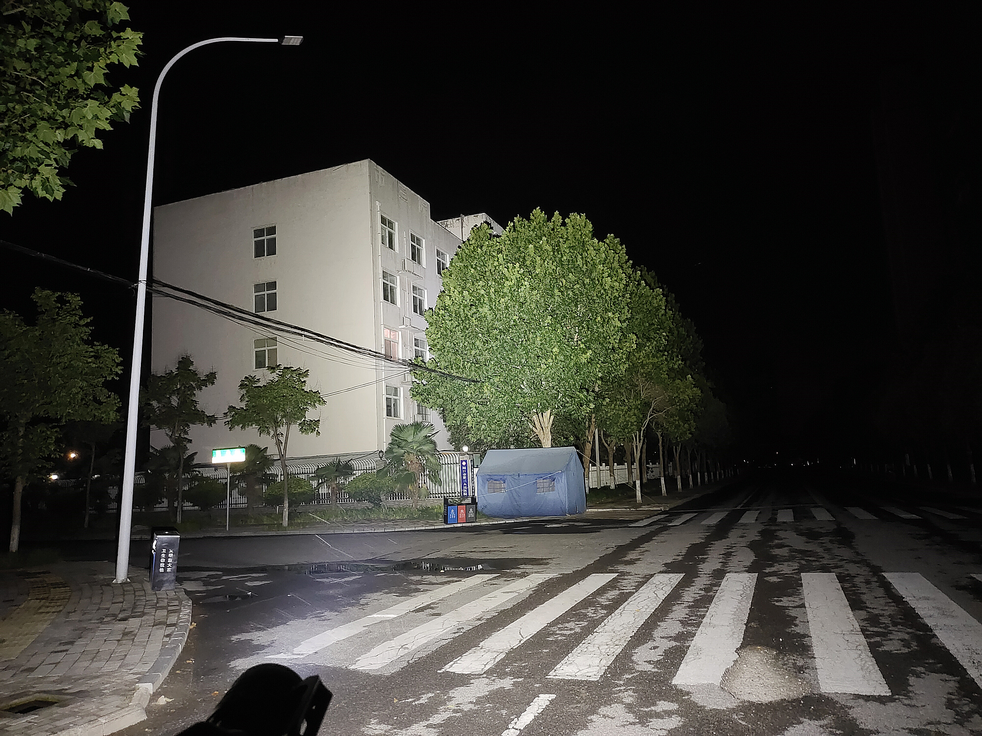 索菲恩dl06手电评测,sofirn索菲恩手电指挥官测评