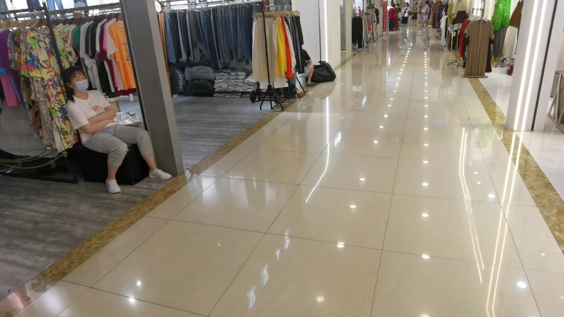 汉正街品牌服饰批发广场攻略,逛武汉服装批发市场