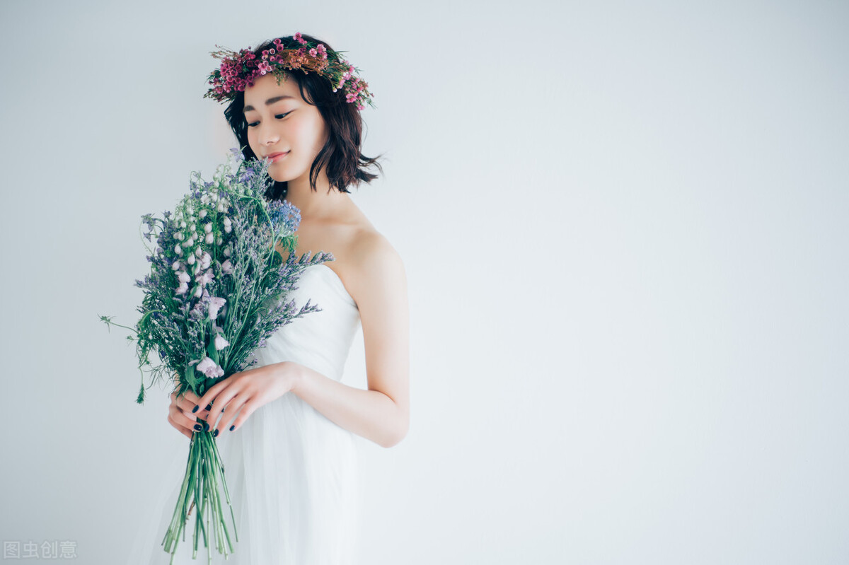 故事：男友嫌我穷提分手，我转头亮出富二代身份，他厚脸皮倒追来