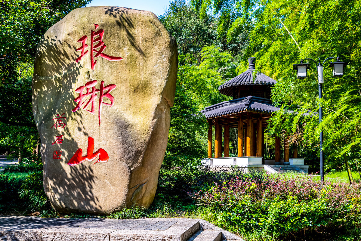 安徽最值得去的十大旅游景点,安徽十大最值得去旅游景点