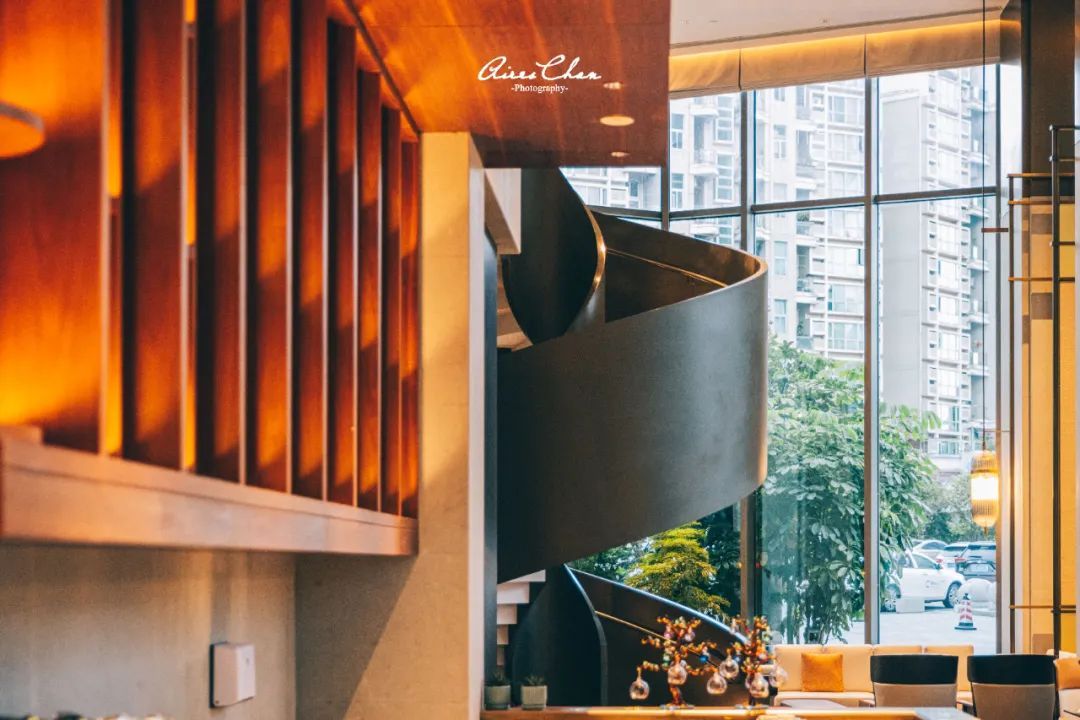 它是岭南花园的代表作，更是华南洲际的新旗舰