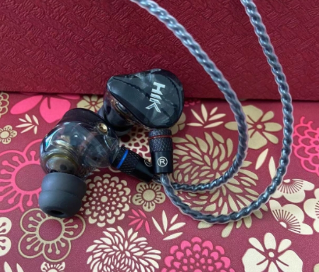 耳机如果脏了的话怎么清洗,耳机的三种清洁整理小窍门