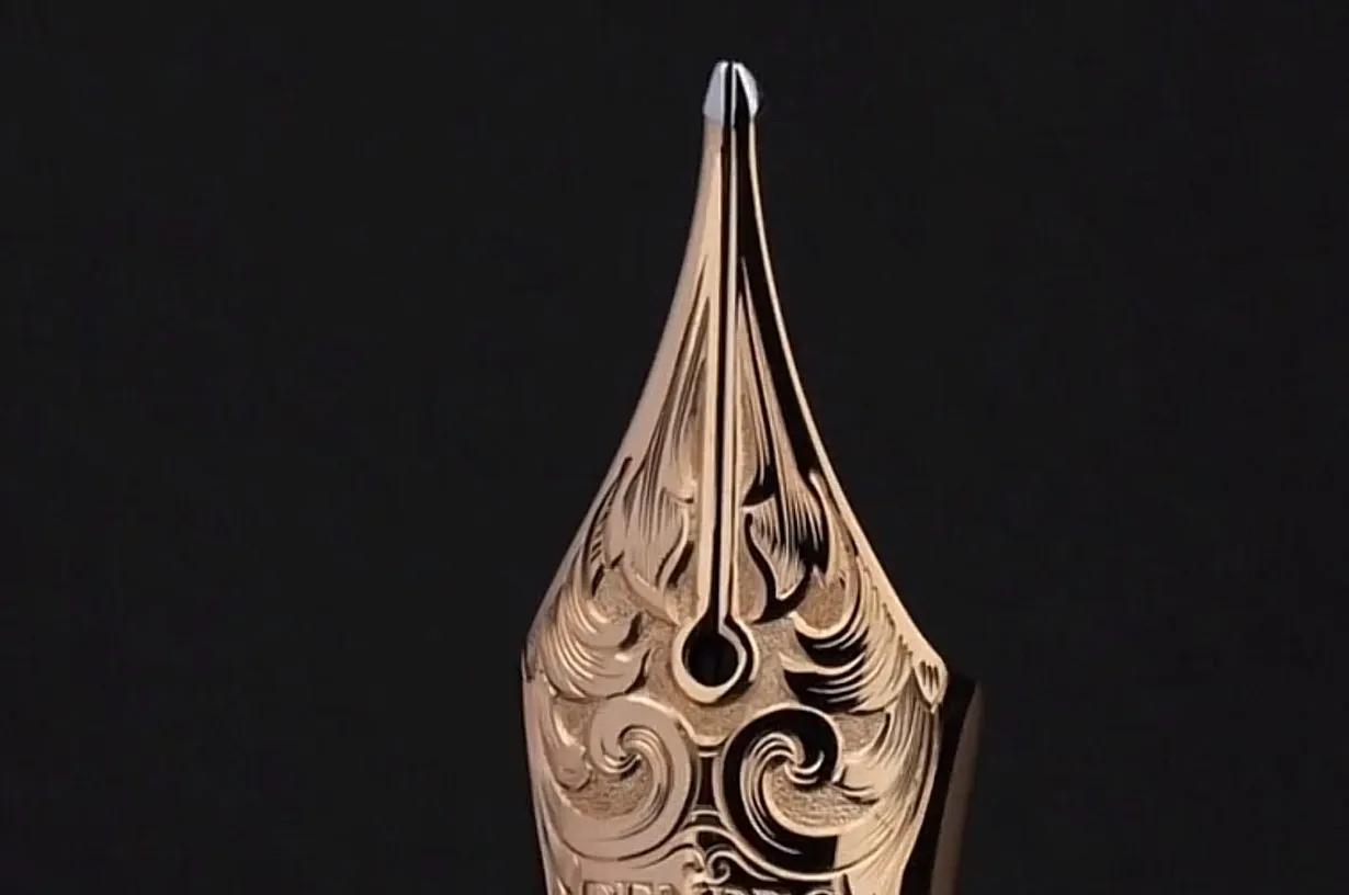 或许是“国产笔王刀”的天花板：羽毛纹永生600