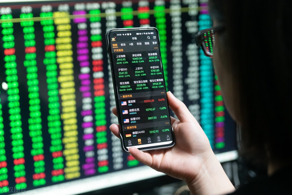 胡锡进炒股经典言论回顾,胡锡进刘纪鹏访谈完整视频