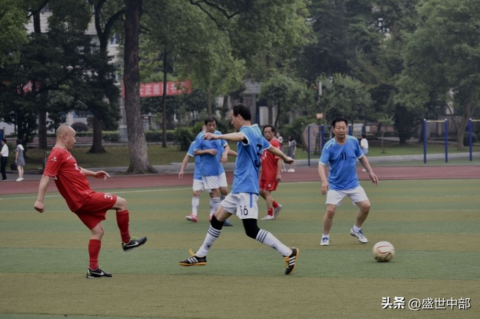 从少年到老年的感慨,从少年走到中年的感叹