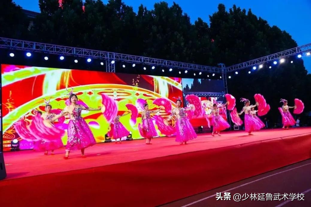 美！弘武中专“盛宴”欢送2023届毕业生！