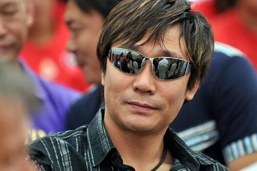 那英儿子高兴：被父亲抛弃留下阴影，母亲再婚后继父治愈他的半生