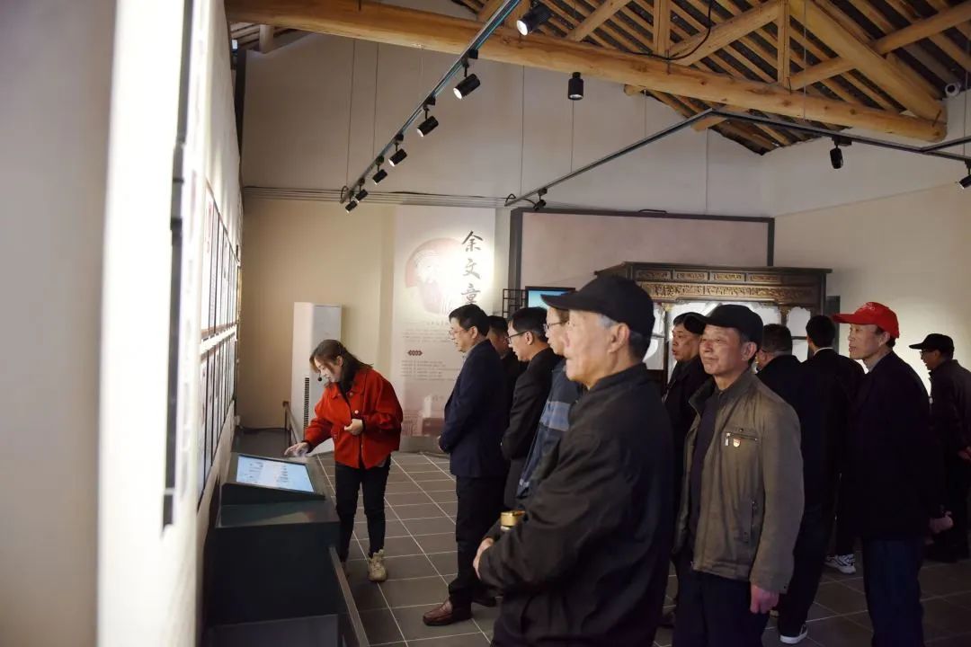 清明缅怀革命先烈赓续红色基因,清明缅怀革命先烈传承红色记忆