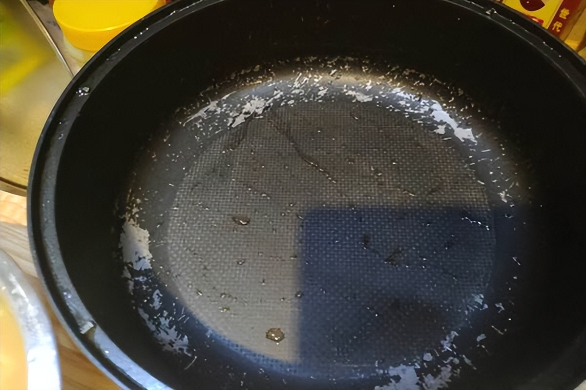 不粘锅应该买什么价位的,不粘锅就不要买太贵的