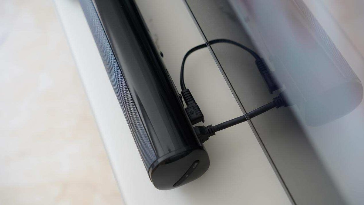 不到千元提升家庭观影体验JBLCINEMASTVJ100回音壁表现真“稳”！