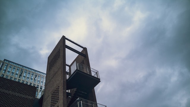 2023年手机屏幕多大最合适,如何选择适合自己手机的屏幕