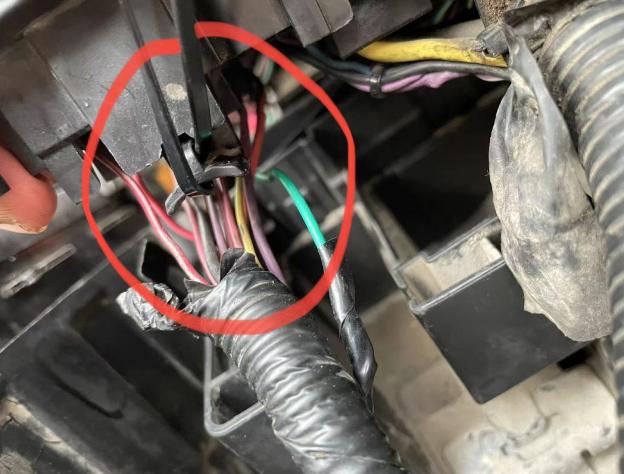 凯迪拉克换了电瓶还是无法启动,凯迪拉克srx发动机启动不了